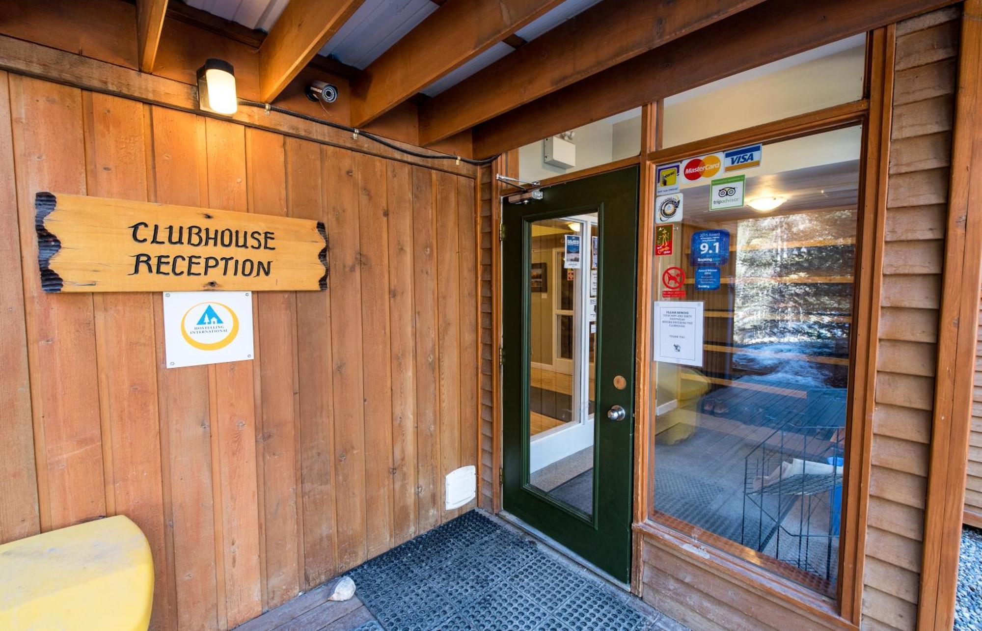 Canmore Alpine Hostel - Alpine Club Of Canada 외부 사진