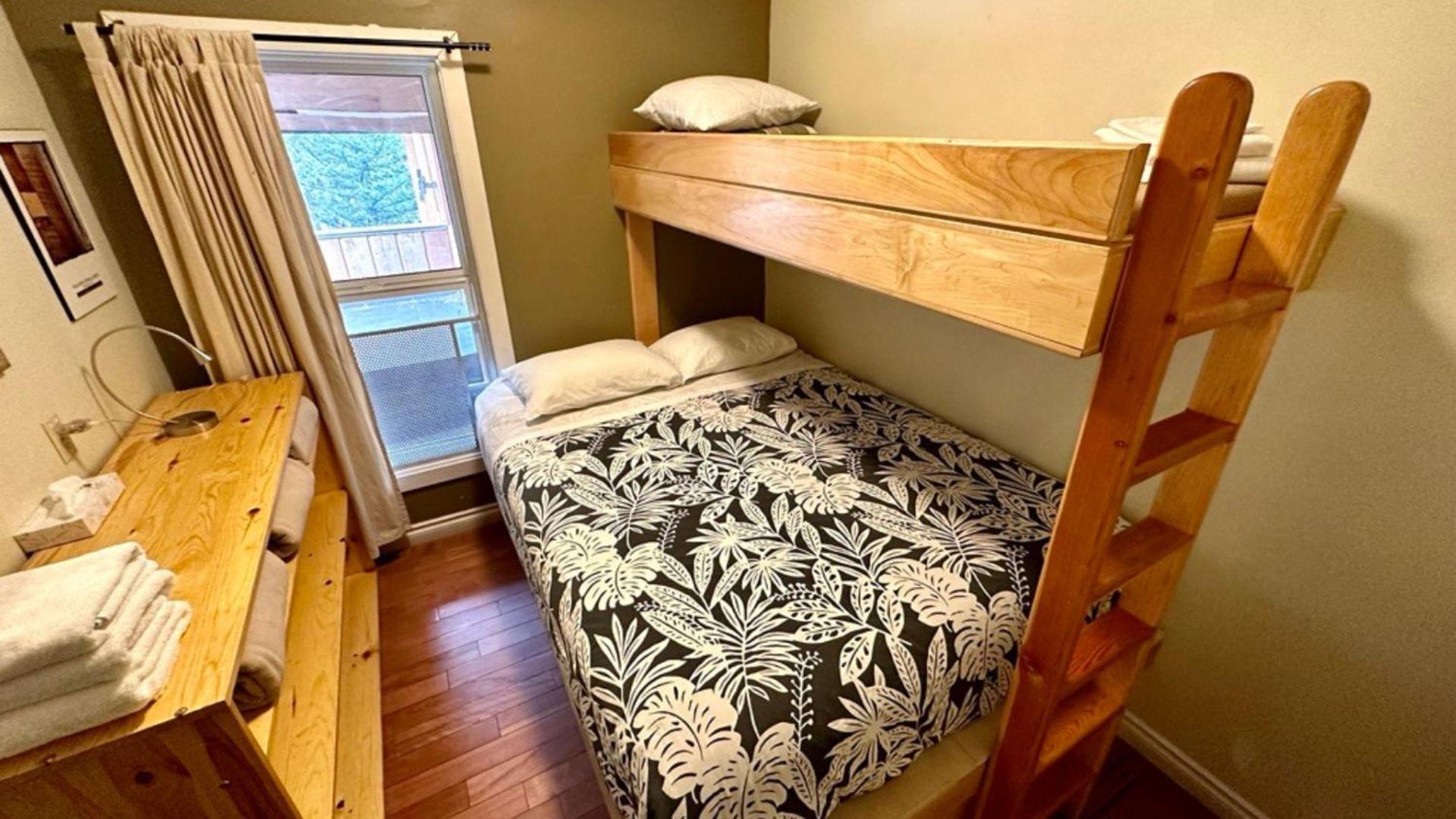 Canmore Alpine Hostel - Alpine Club Of Canada 외부 사진
