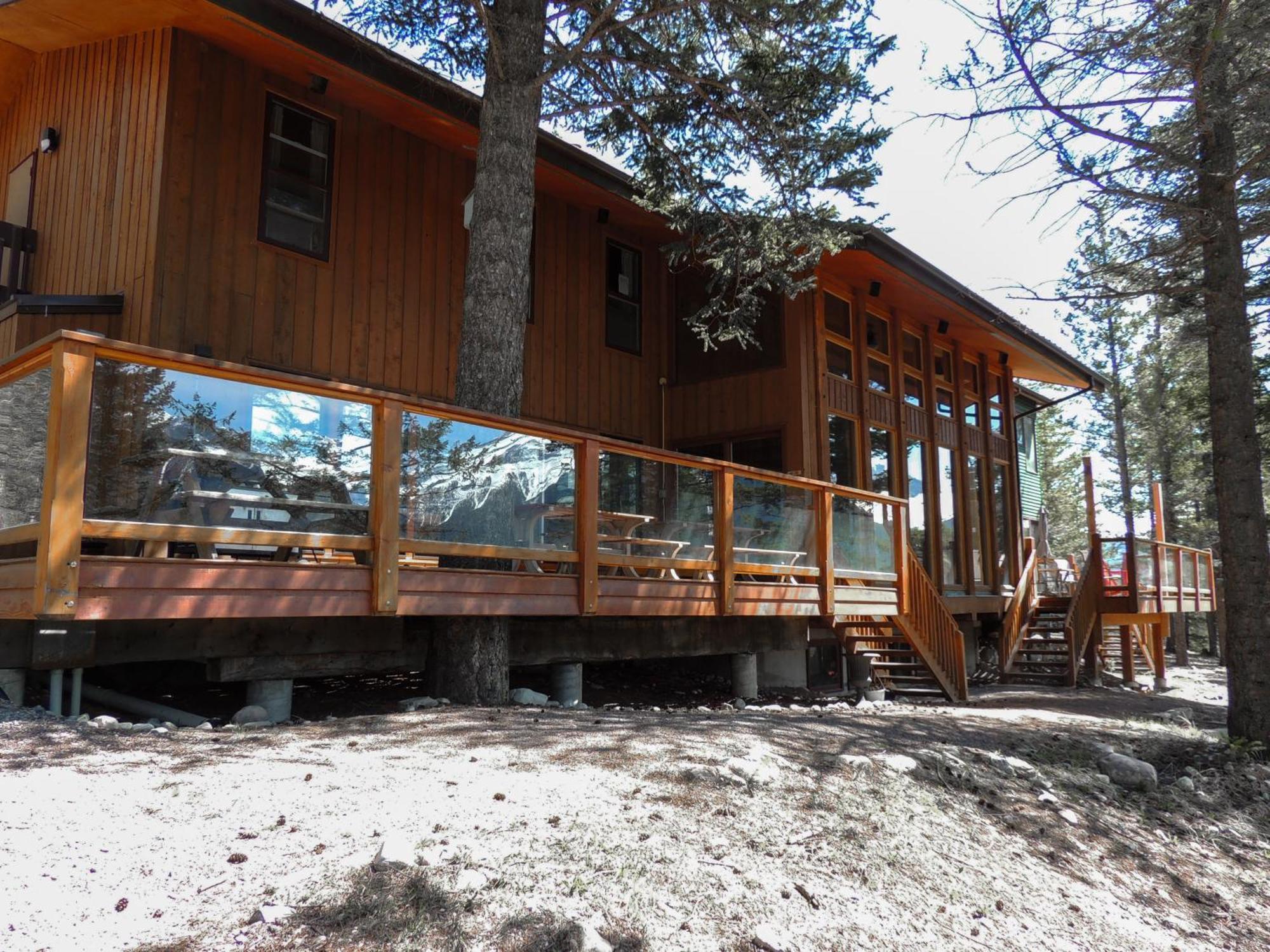 Canmore Alpine Hostel - Alpine Club Of Canada 외부 사진