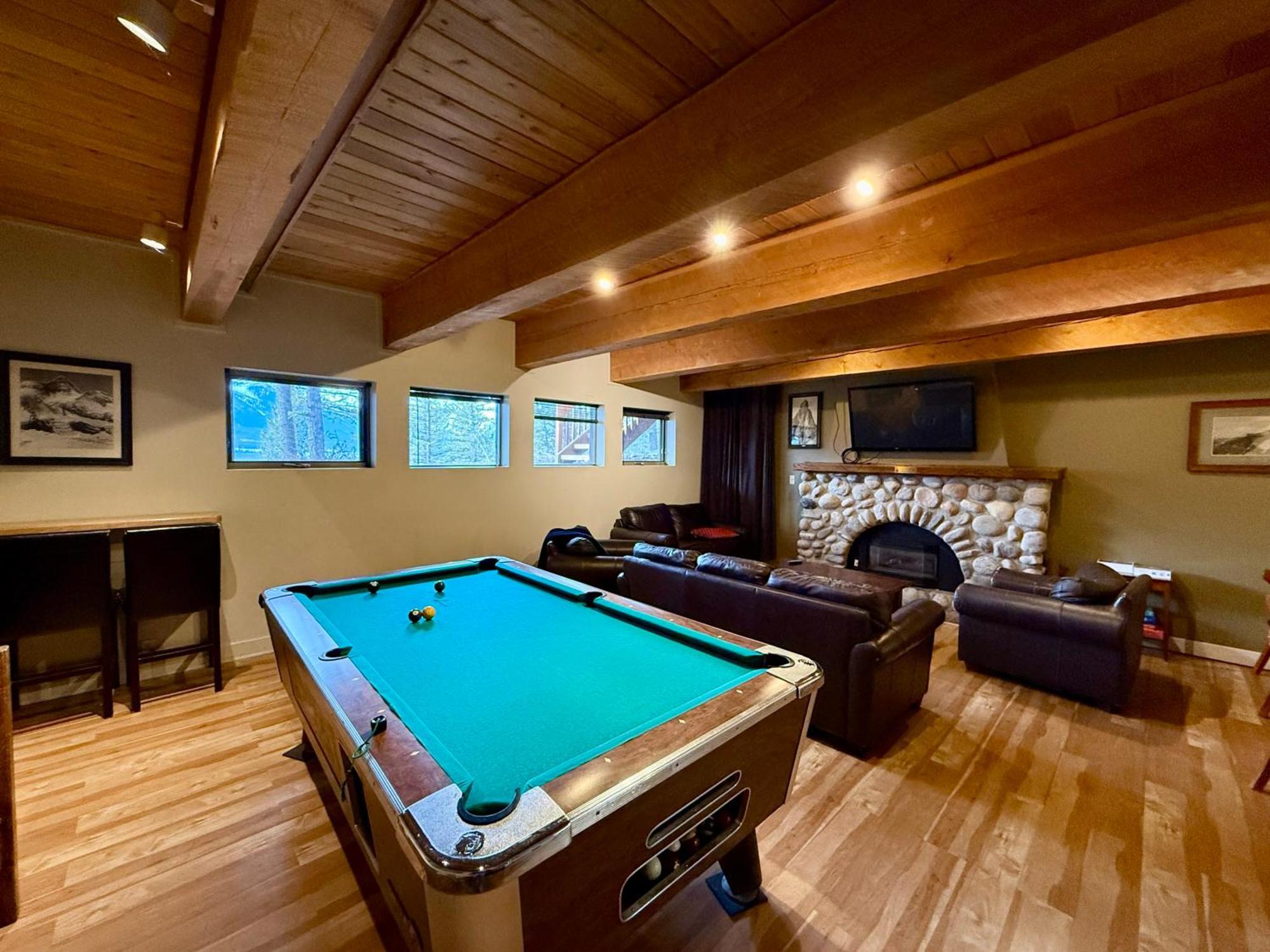 Canmore Alpine Hostel - Alpine Club Of Canada 외부 사진